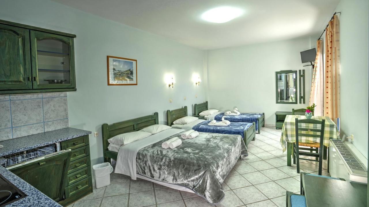 Hotel Zeus 카리스토스 외부 사진